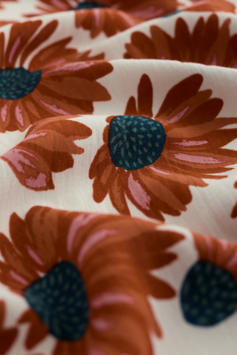Square May Garland
