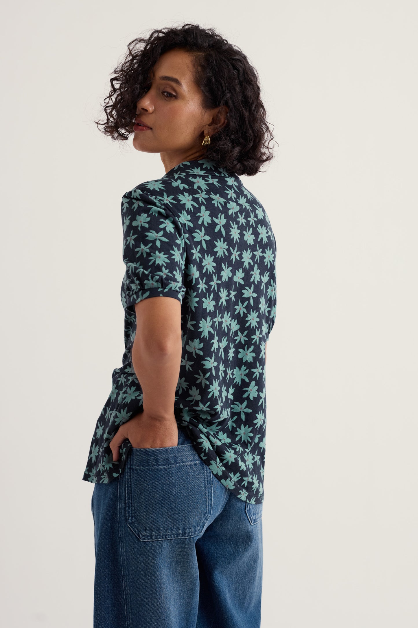 Chemise à Manches Courtes Embrace