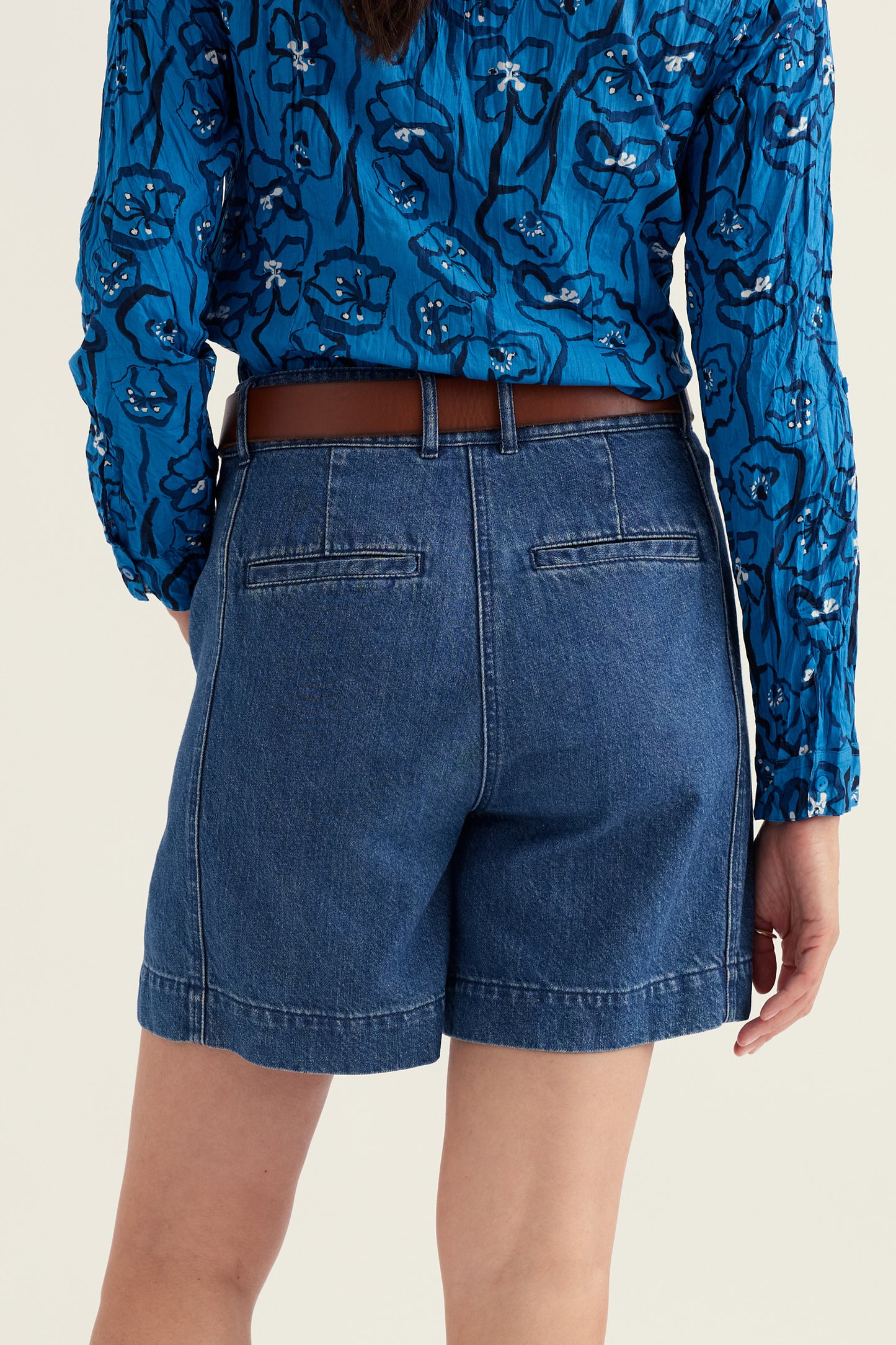 Shorts Lowarth