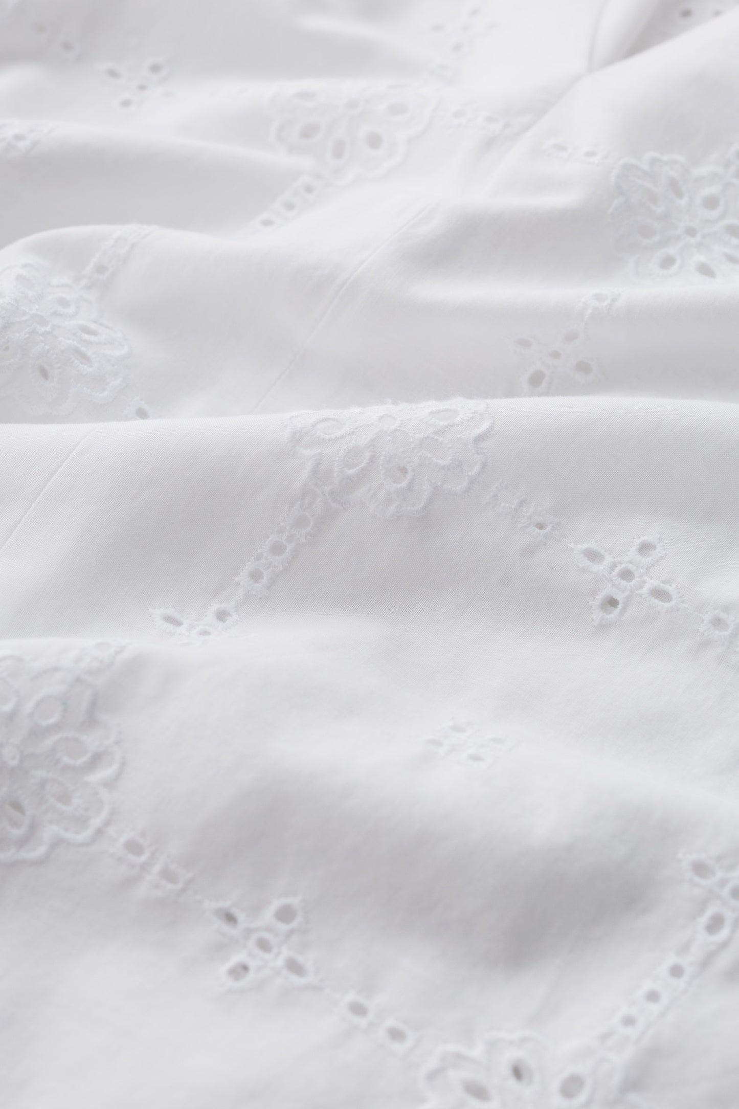 Top en coton biologique brodé Grace