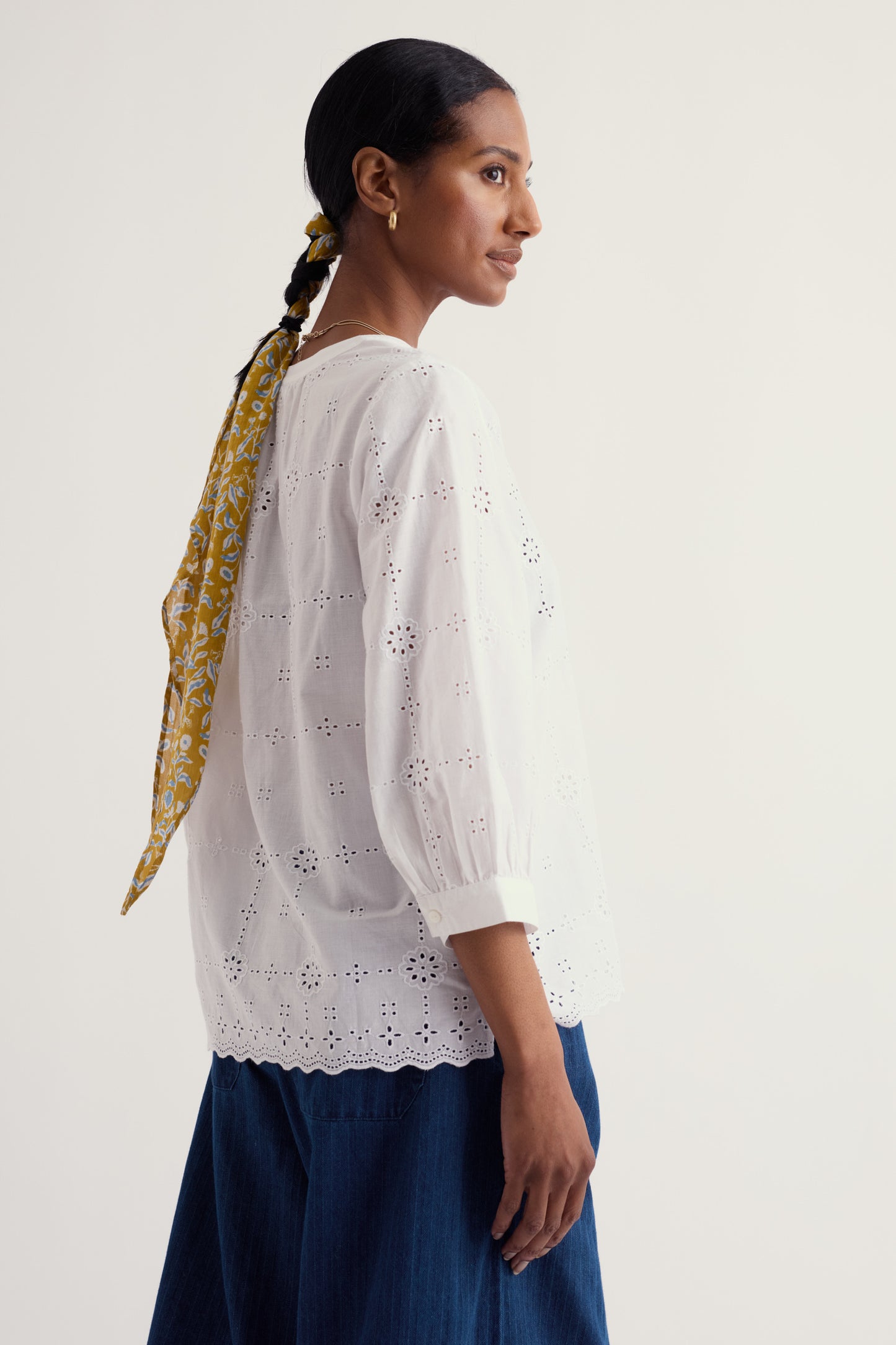 Top en coton biologique brodé Grace