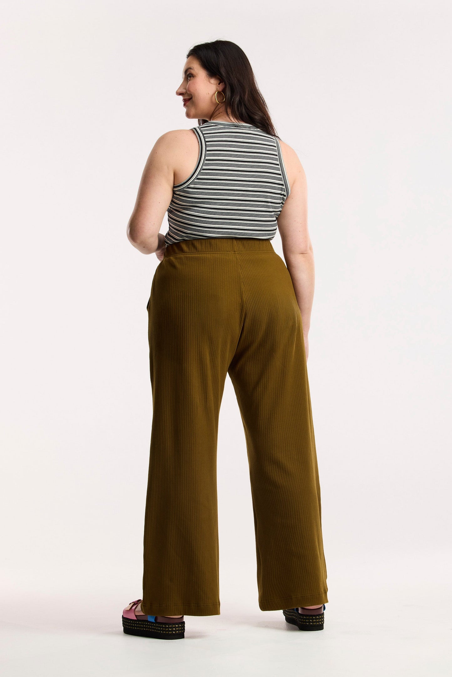 Pantalon large côtelé Traveller Luxe