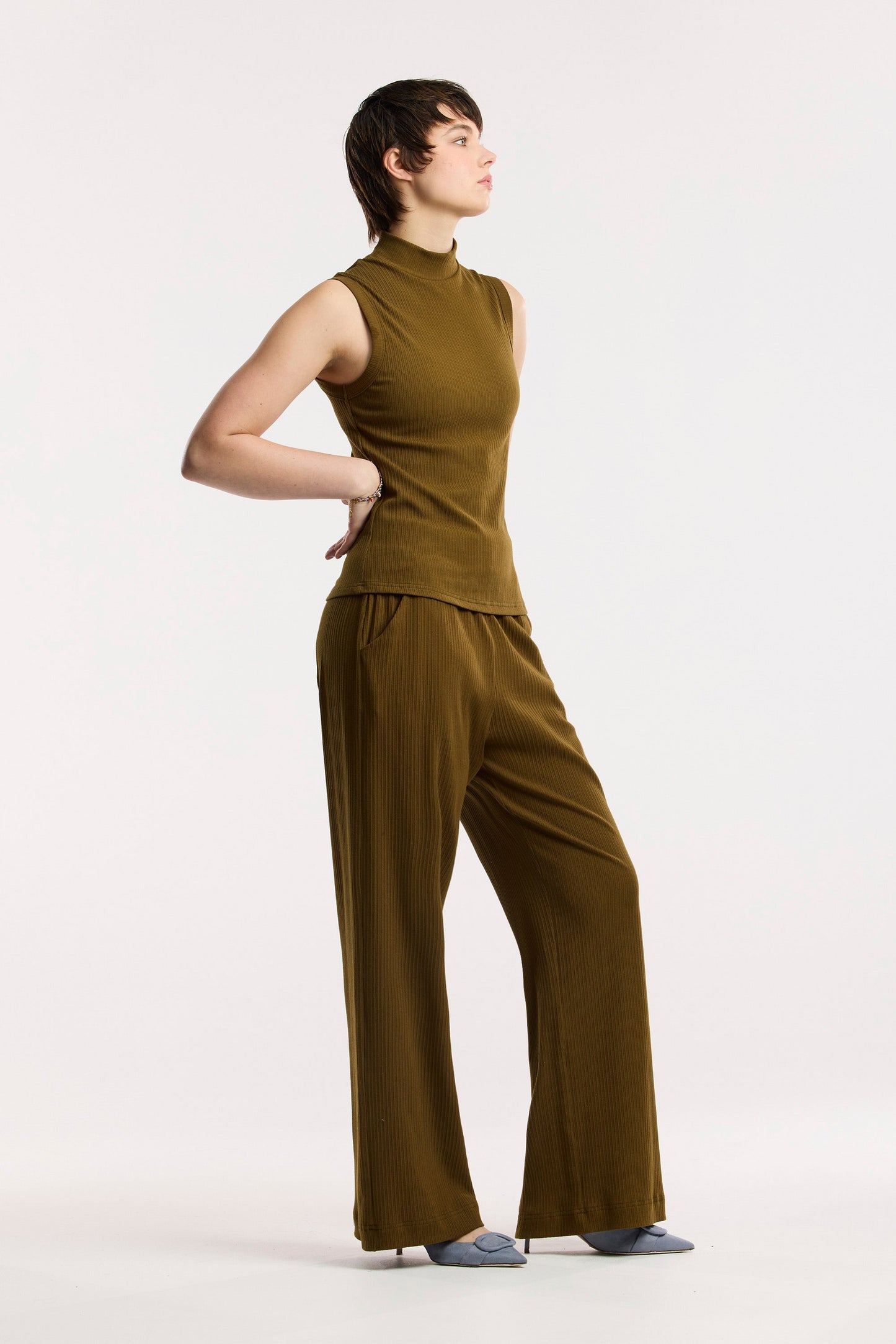 Pantalon large côtelé Traveller Luxe