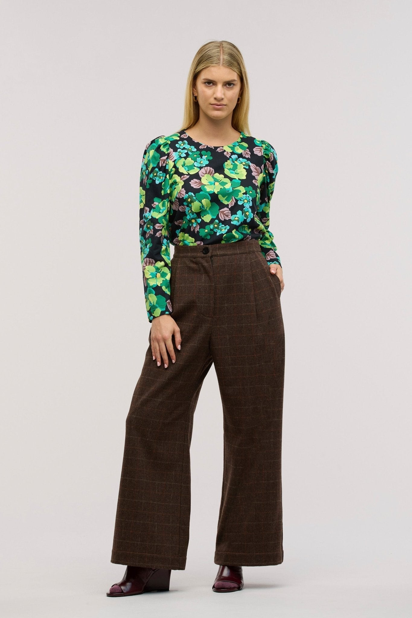 Pantaloni Reverence in Lana