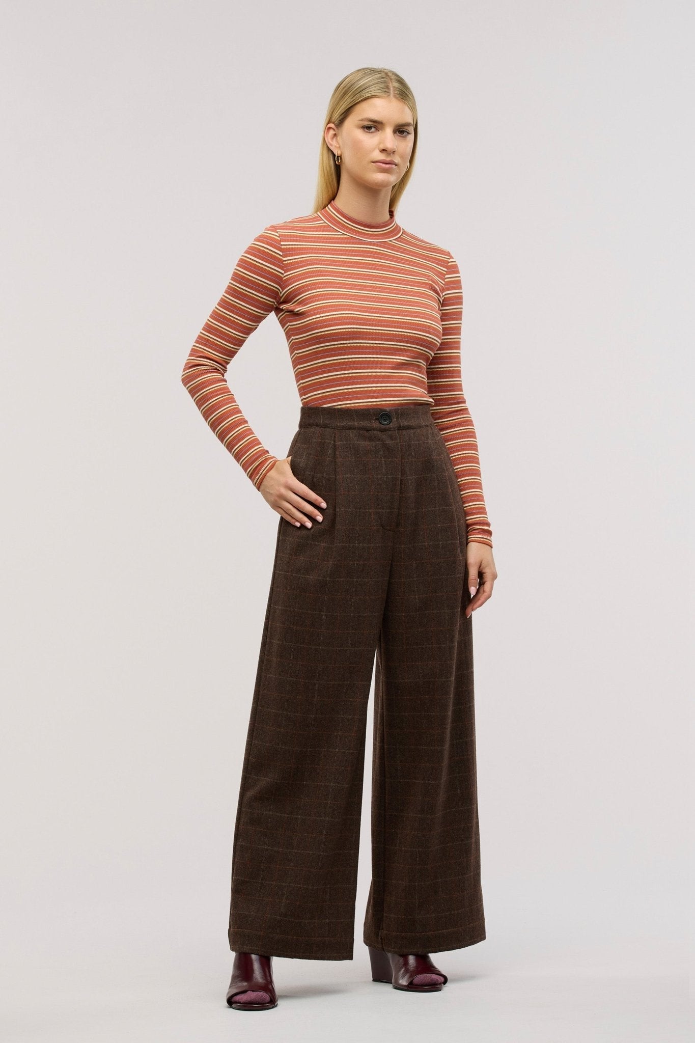 Pantaloni Reverence in Lana